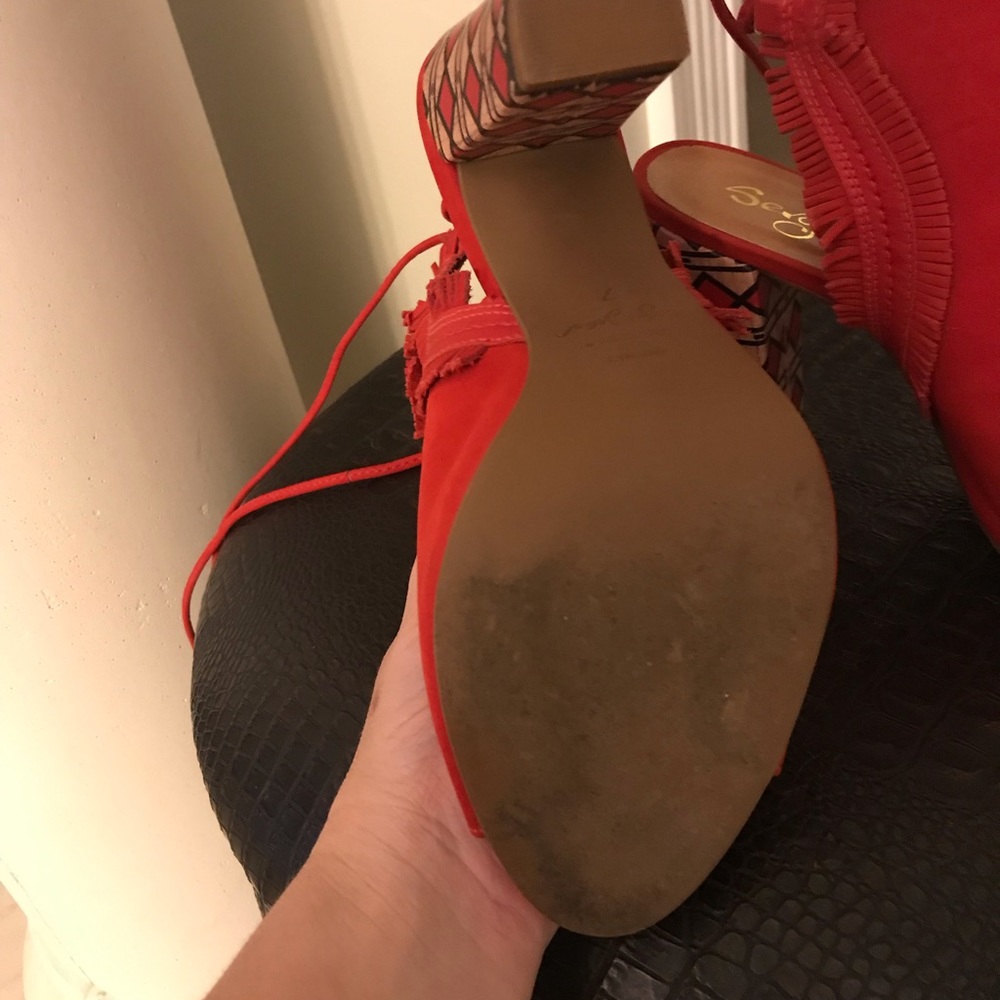 Shoes - Picture 3 of 6